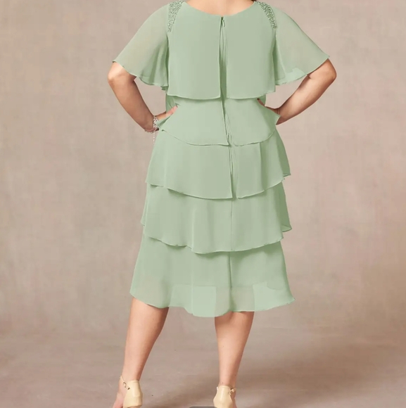 New🎀Plus size Azazie Rita dusty sage flowy chiffon asymmetric tiered Beads - Picture 10 of 10